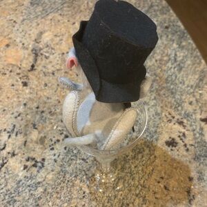Gray Mouse with Black Top Hat An Anna Lee decorative piece